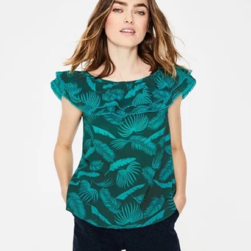 Boden Hettie Double Ruffle Pompom Top in Woodland Green Jungle Palm - 10